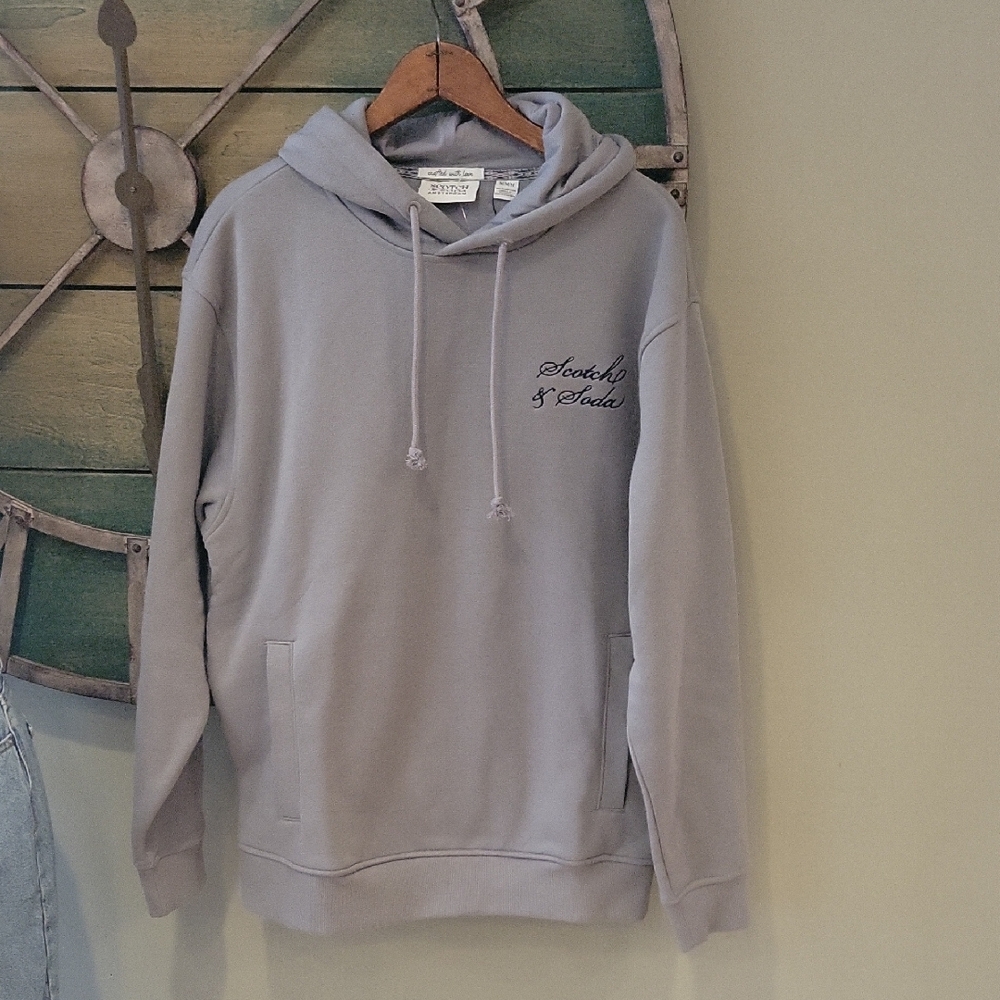 Scotch & Soda Purple Hoodie with Pullover Design and Soft Fabric